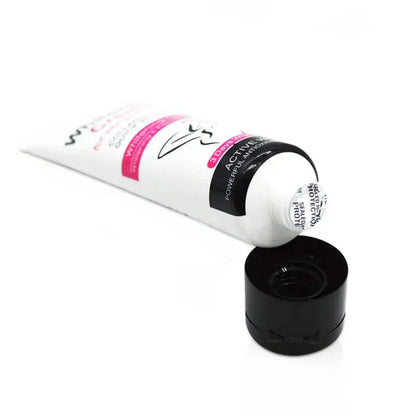 CREMA REAFIRMANTE Y ACLARANTE CON EXTRACTO DE LECHE Y VITAMINA E